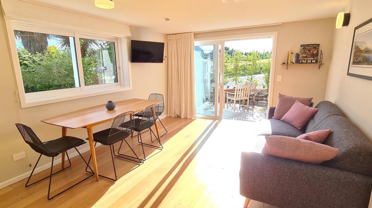 Kowhai Apartment - Private Opposite Golf Course Central Wanaka Exterior photo